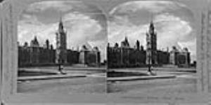 Parliament Buildings - Centre Block 1901