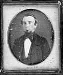 Daguerreotype portrait of unidentified man juin 1844.