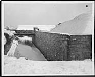 Fort no.3. Entrée principale, vue de coté (Sud-Est) (Main entrance, side view from South East) 21 Jan. 1938