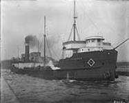 Great Lakes vessel - Barge WINONA - Canada Steamship Lines 1930