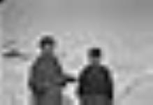 Deux garçons inuits Vers 1950-1951