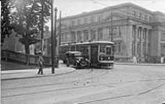Toronto Transit Co. car No. 2754 (Bay), corner Bloor Street and Avenue Road Aug. 1923