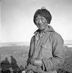 Inuit artist Arnasungnark - Vital mukpa - carver born in 1922 1963.