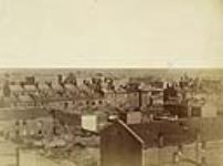 Une vue panoramique de Toronto (en cinq parties) prise à partir de la Rossin House, de la rue York à la rue Bay 1856