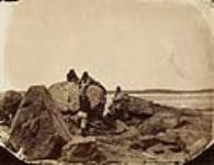 Marins français dans les rochers (Nord de Terre-Neuve) 1857-1859