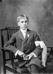 Maître W. Henry (enfant) Juillet, 1910.