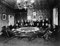 Réunion du Cabinet, salle du Conseil privé, édifice de l'Est 1930