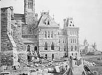 Les édifices du Parlement - construction. Section nord 1868.