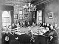 Cabinet Meeting, Privy Council Chamber, East Block Juillet 1947