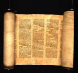 Sefer Torah open at Exodus 19:11-21:32. MG 8 G67, volume 8. C108964
