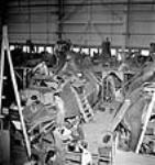 L'usine Vickers à Montréal (Québec), où les hydravions à coque Catalina ont été construits lors de la Seconde Guerre mondiale Apr. 1944