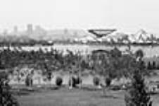 Site de l'Expo 67 et Montréal en arrière plan juil. 1967