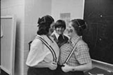 Confederation High School Library Halloween Party 29 octobre 1976.