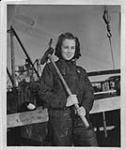 Girl with large hammer [graphic material] 1942-1943