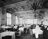 Fort Garry Hotel - dining room 1926