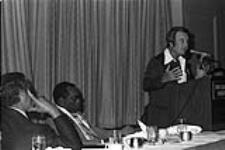 Conférences des Travailleurs unis de l'automobile - Canada [entre 1974-1978]
