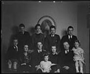 Mrs. Grant, family group December 31, 1936