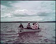 Fishing in Lake of the Woods, Ont.  juillet 1950.