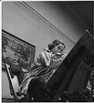 Cours d'art pour enfants chez Lismer, Toronto; jeune fille dans sa rangée [ca 1939-1940]