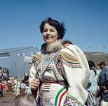 Madame Bob Green, baie Frobisher, T.N.-O., [Iqaluit (anciennement baie Frobisher), Nunavut] [between June-September, 1960].