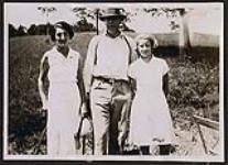 Margot & Horace Kellogg with young Rosemary Gilliat Eaton, Saleve, France 1933.