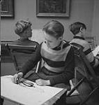 Cours d'art pour enfants, Lismer, garçons dans un cours d'art [entre 1939-1951].