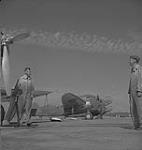 A.R.C., deux hommes à l'aérodrome [entre 1939-1951].