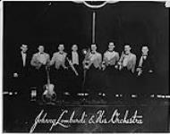 Portrait de Johnny Lombardi et son orchestre sur scène. Possiblement à Toronto [ca. 1945]