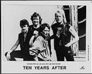 Publicity portrait of Ten Years After - (clockwise) Rick Lee, Leo Lyons, Alvin Lee, Chick Churchill juillet 1989
