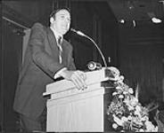 Stan Kulin, of WEA, giving a speech [between 1975-1979].