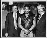 A&M Records Toronto held a listening session at Eastern Sound for Aaron Neville's solo release "Warm Your Heart" 21 mai 1991