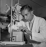 Thekkapet Ramakrishnan, étudiant au doctorat en biochimie à l'Université de la Colombie-Britannique 1954
