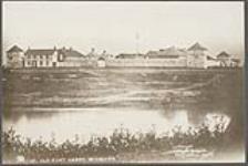 Old Fort Garry, Winnipeg [between 1870-1910]