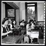 Japanese girls learn typing in their business course at the Greenwood school [1945/06/16-1945/06/28]