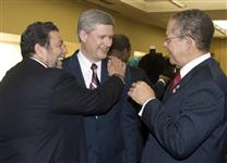 [Prime Minister Ralph Gonzalves of Saint Vincent and the Grenadines, hams it up with Prime Minister Stephen Harper as Bruce Golding, the Prime Minister of Jamaica looks on during a reception at the Summit of the Americas in Port of Spain, Trinidad and Tobago] 17 April 2009