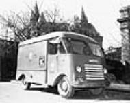 [Mail truck in Ottawa] [graphic material] [ca. 1955]
