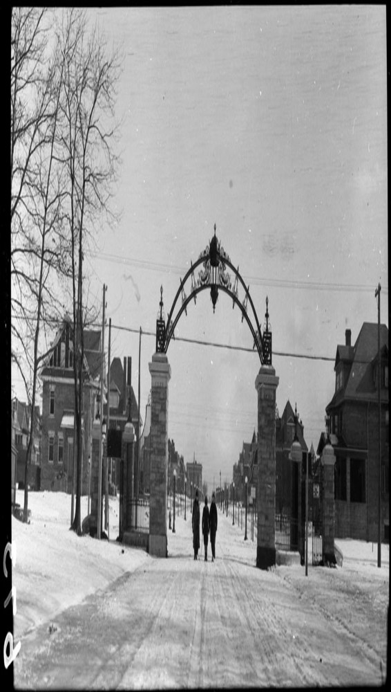 Historic photo from 1914 - Howard Memorial Gate, High Park - Parkview Mansion at Roncesvalles in the distance? in High Park