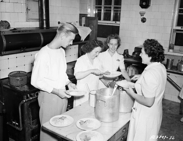 Kitchen, Timmins Division of No.4 Convalescent Hospital, R.C.A.F., Montréal, Québec, Canada, August 1945.