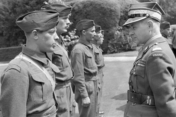General Wladyslaw Sikorski inspecting a composite guard of honour of the 1st Canadian Infantry Division, England, 19 June 1941.