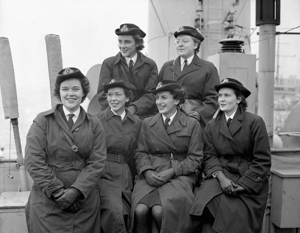 Signal officers of the Women's Royal Canadian Naval Service (W.R.C.N.S.), Halifax, Nova Scotia, Canada, October 1943.