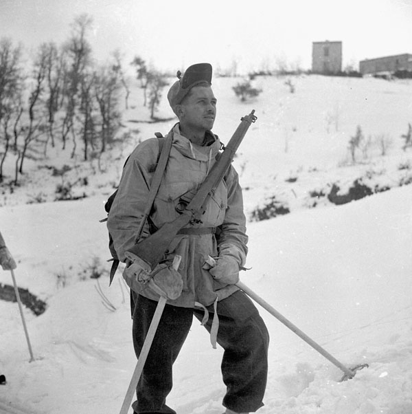 Trooper E.C. Taciun, Ontario Regiment, a member of the ski party that carried food and medical supplies to stranded British troops of the 36th Reconnaissance Regiment (British Army). Tornareccio, Italy, 15 February 1944.