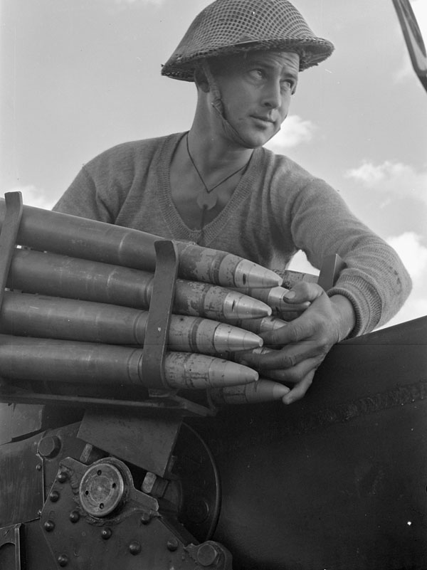 Gunner V.C. Northey, 5th Battery, 2nd Light Anti-Aircraft Regiment, Regiment of Canadian Artillery (R.C.A.), Campobasso, Italy, 29 October 1943.